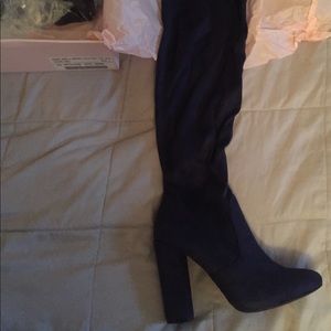 Leona Heeled Boot - Navy